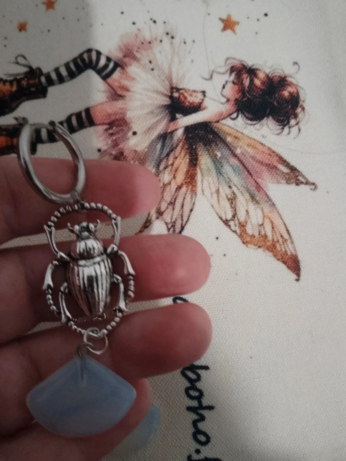Brincos escaravelhos egípcios prateados com opalina – photo 3